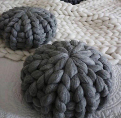 Creative Knitting Woollen Thread Throw Pillow