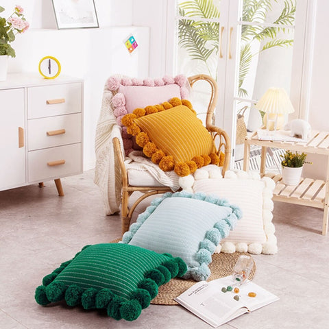 Knitted Throw Pillow